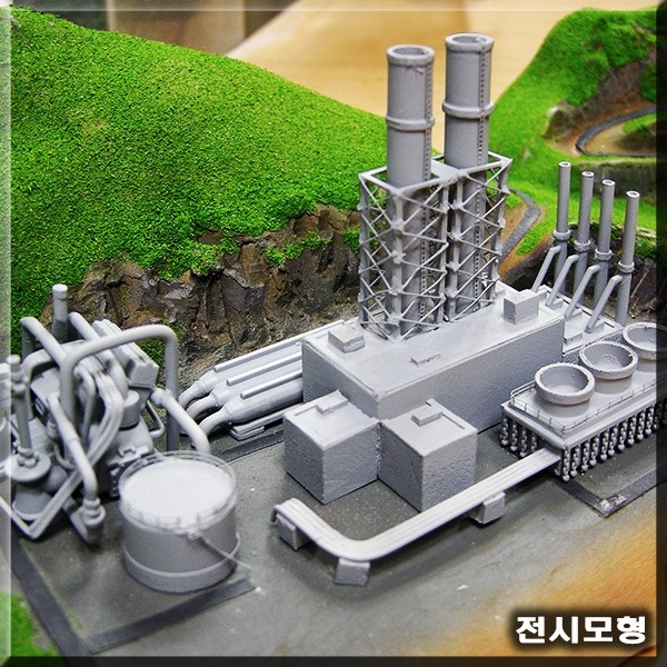 DIORAMA, EXHIBITION